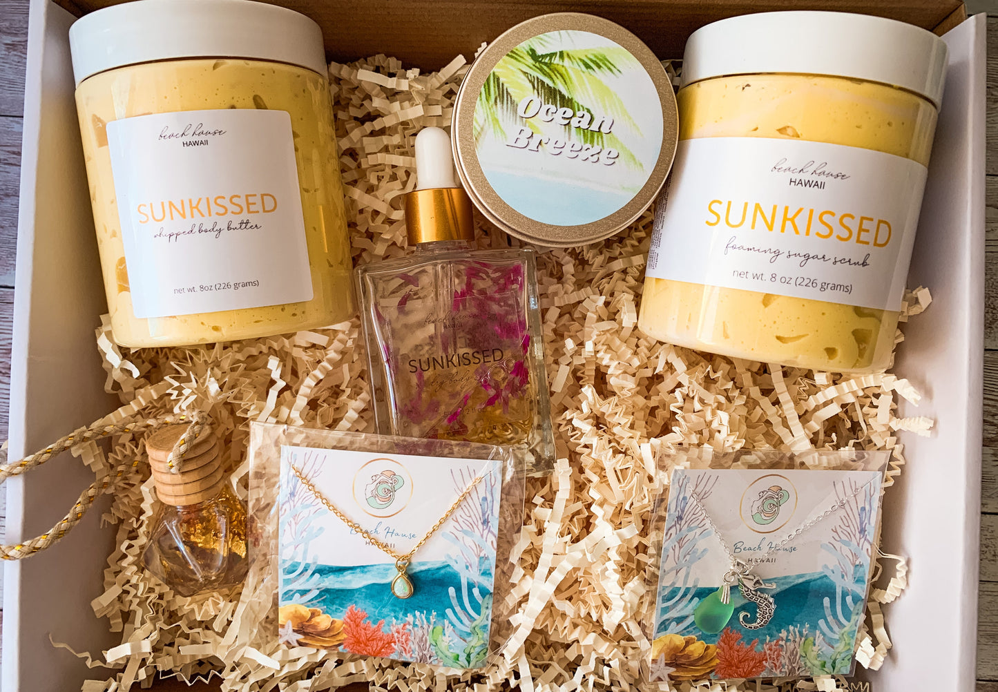 Hawaiian Tropic Body Butter Sugar Scrub Spa Gift Set Spa Gift Basket Beach Gift Basket Self-care Box Spa Gift Box Spa Box bath gift box